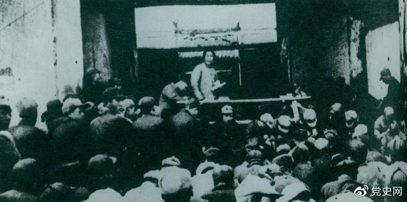 1935年12月27日，毛澤東在陜北瓦窯堡黨的活動分子會議上作《論反對日本帝國主義的策略》報告。